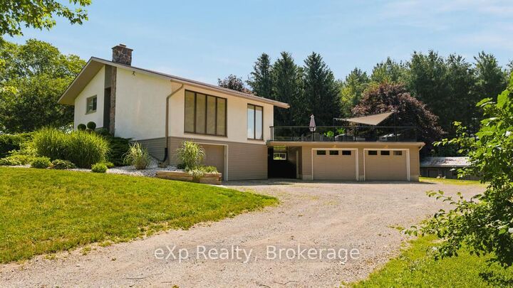 Property Photo: 40481 Howick-Turnberry Road ON N0G 2W0