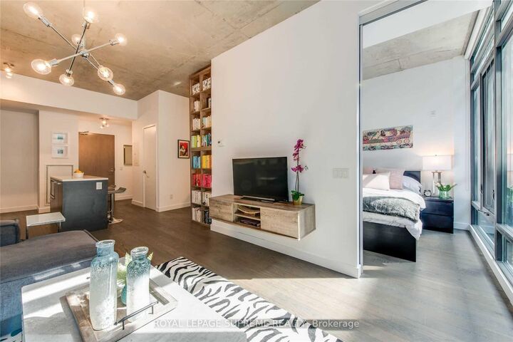 Property Photo:  90 Broadview Avenue 620  ON M4M 0A7 
