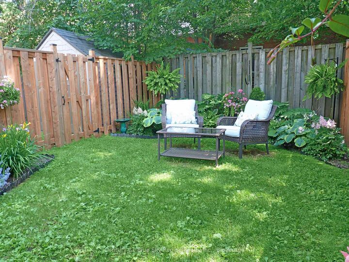 Property Photo:  604 Banner Avenue 8  ON P1A 1X8 