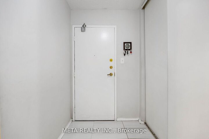 Property Photo: 236 Albion Road 604 ON M9W 6A6