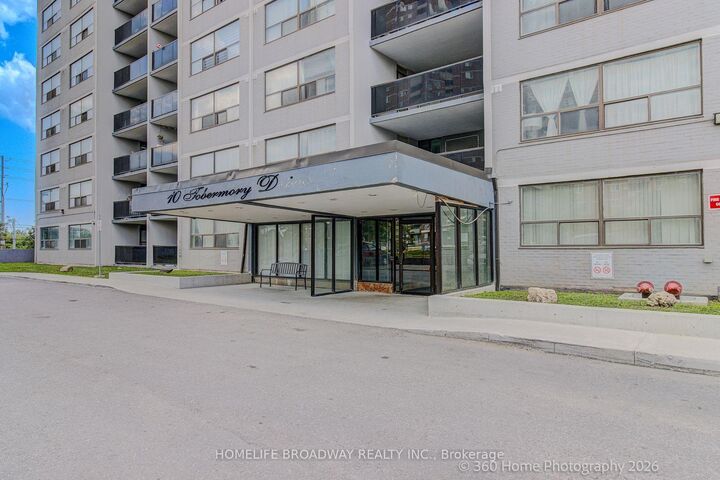 Property Photo: 10 Tobermory Drive 512 ON M3N 2Y5