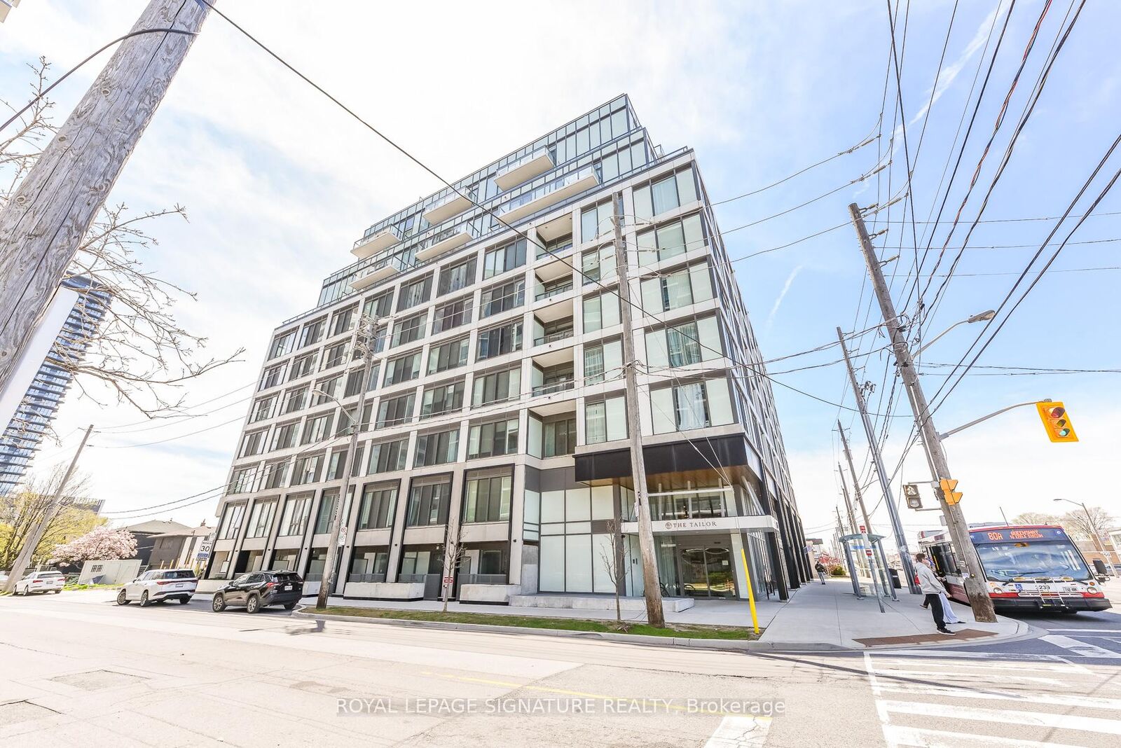 Photo de la propriété:  1195 The Queensway N/A W 513  ON M8Z 1R6 