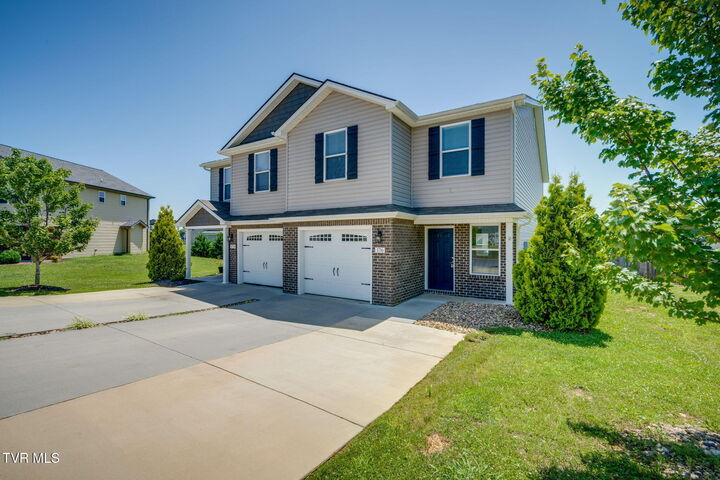 Property Photo: 176 & 178 Miss Maude Patton Lane TN 37659