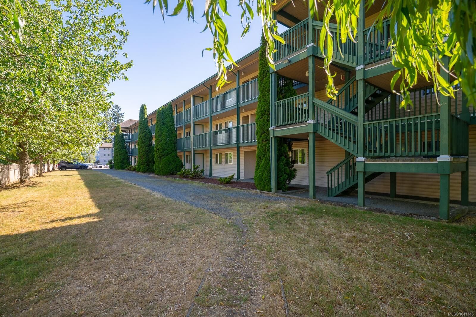 Property Photo:  1912 Bowen Rd #307  BC V9S 5S6 