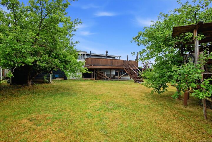 Property Photo: 3795 Michigan Rd BC V9Y 5Z9