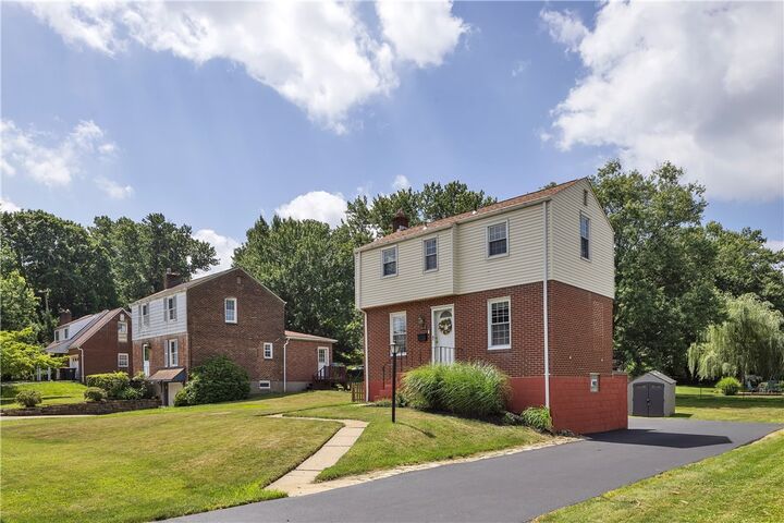 Property Photo: 610 Patterson Rd PA 15102
