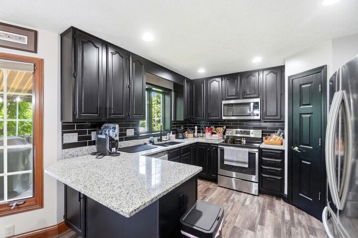 Property Photo:  1126 Kingsgate Road  OH 45503 