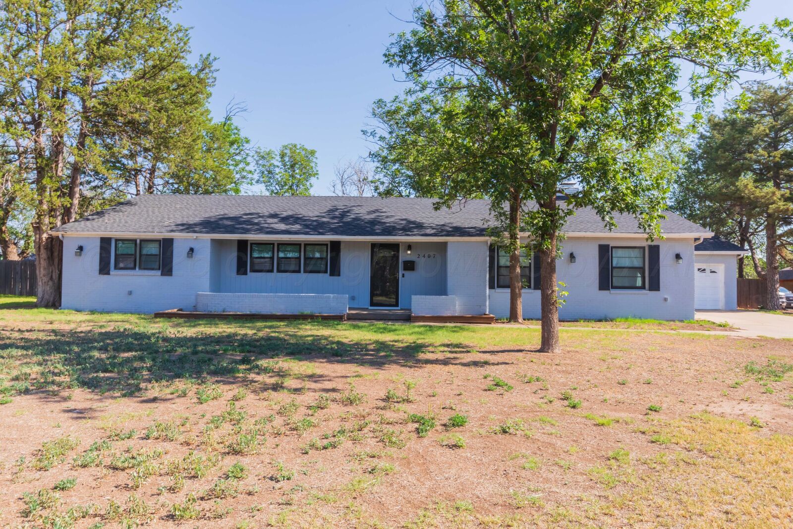 Property Photo:  2407 8th Avenue  TX 79015-4745 