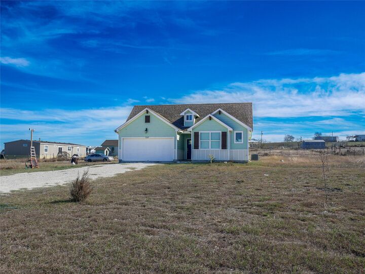 Property Photo: 1351 County Road 419 TX 76574