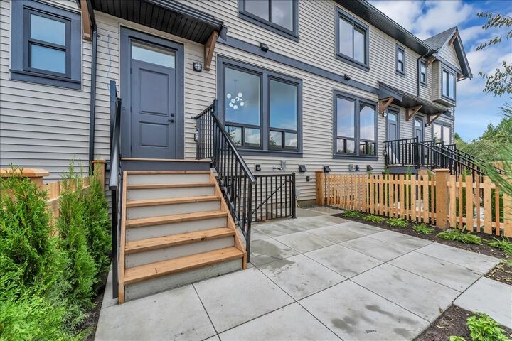 Property Photo: 20487 74B Avenue BC V2Y 1V5
