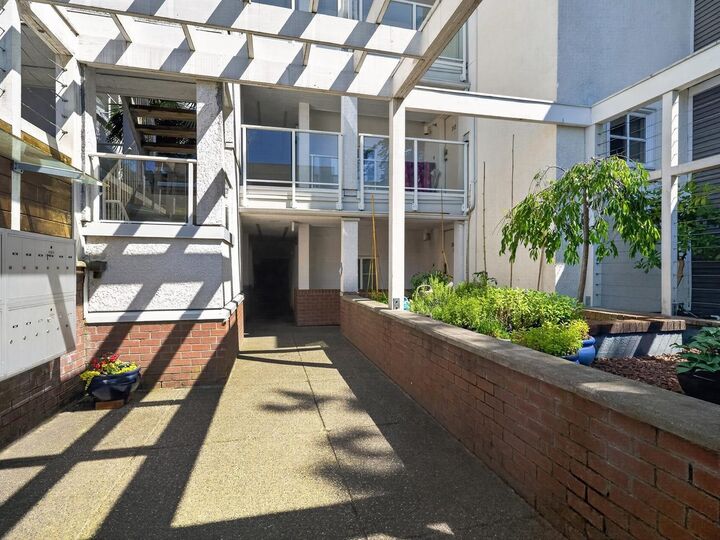 Property Photo:  2175 W 3rd Avenue 313  BC V6K 1L2 