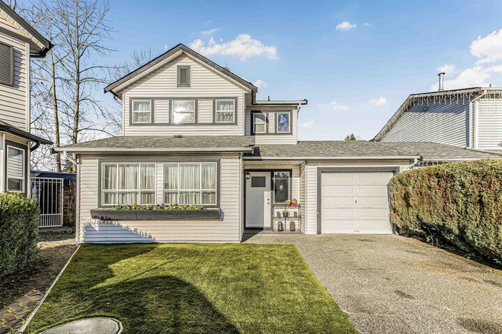 Property Photo: 11125 232nd Street 15 BC V2X 3R3