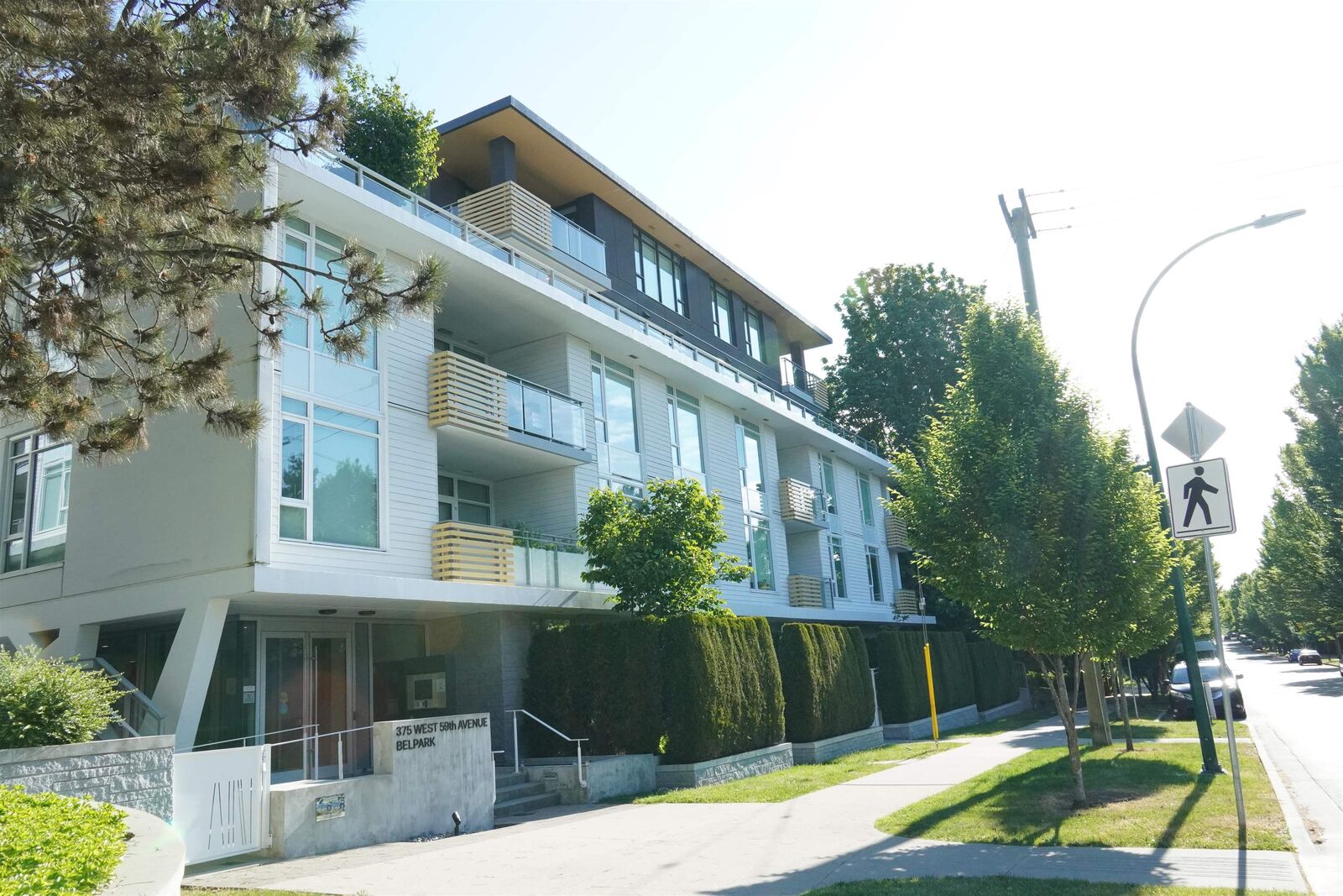 Property Photo: 375 W 59th Avenue 102 BC V5X 0J4