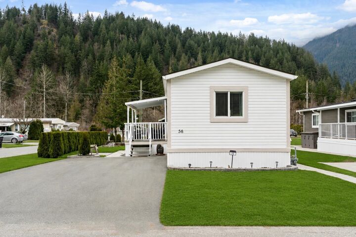 Property Photo: 65367 Kawkawa Lake Road 58 BC V0X 1L1