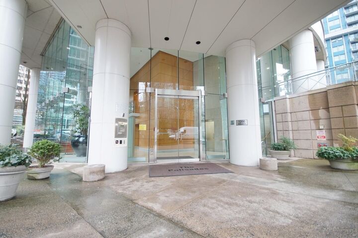 1200 Alberni Street 2205 — photo 1