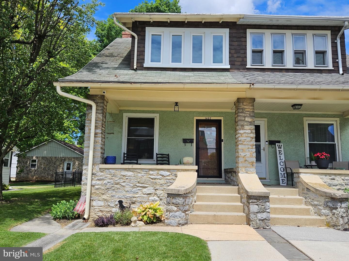 Property Photo:  1407 Elm Street  PA 17042 