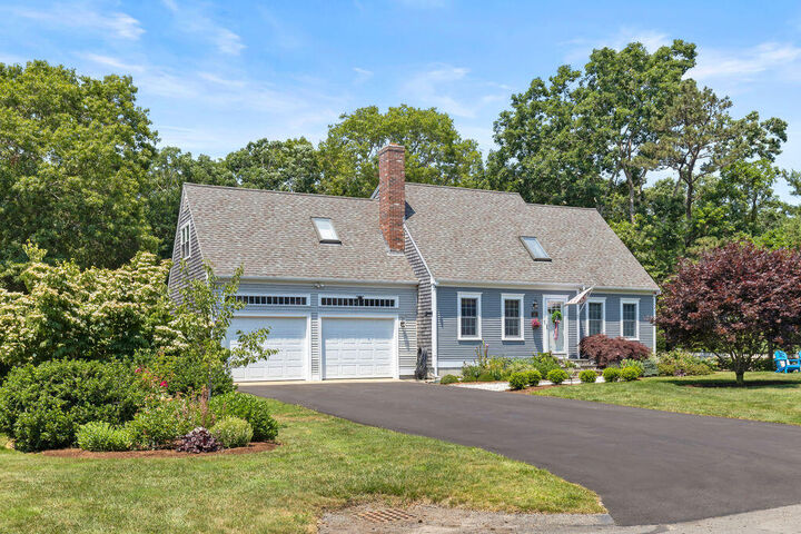 Property Photo:  21 Susan Carsley Way  MA 02563 