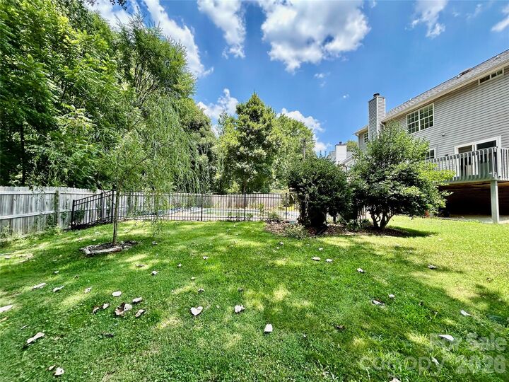 Property Photo:  12119 Meadow Post Lane  NC 28269 