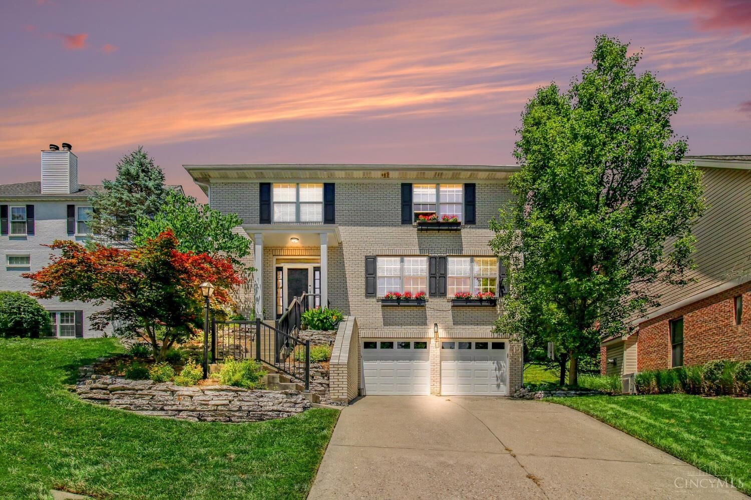 Property Photo:  3076 Spencerhill Lane  OH 45226 