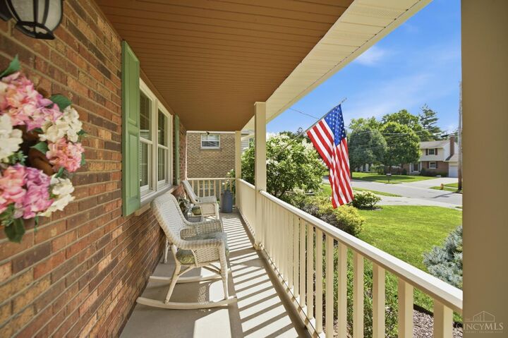 Property Photo:  3294 Wheatcroft Drive  OH 45239 
