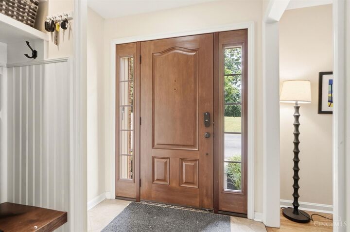 Property Photo:  215 Compton Road  OH 45215 