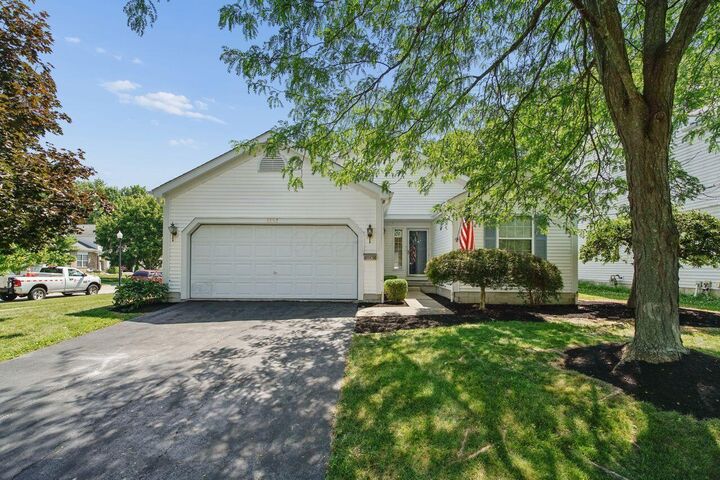Property Photo: 1597 Meadowlark Lane OH 43040