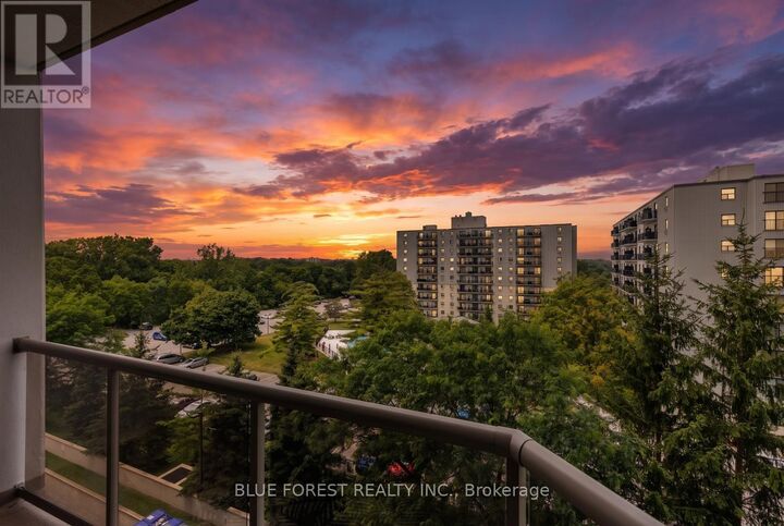 Property Photo: 353 Commissioners Road West 501 ON N6J 0A3