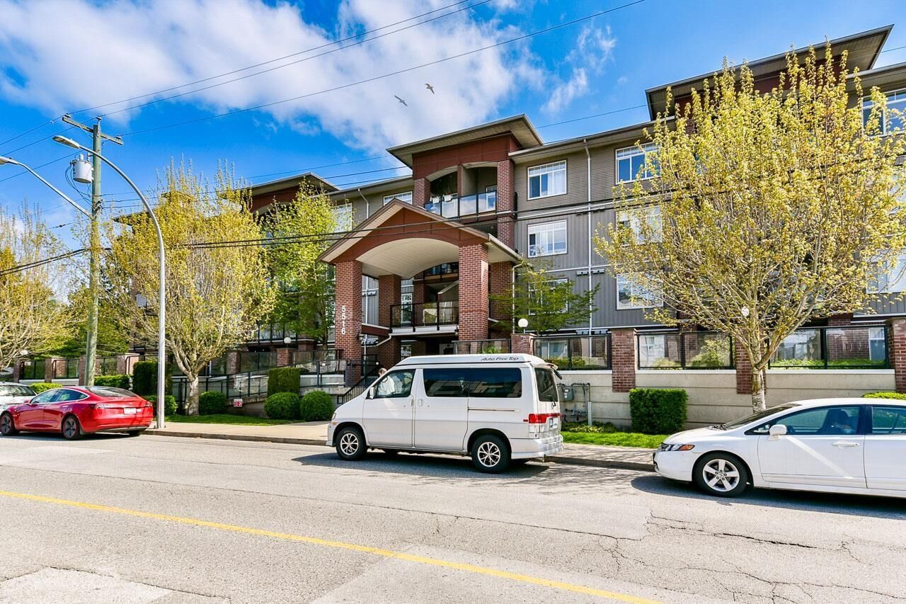Property Photo:  5516 198 Street 219  BC V3A 0A6 