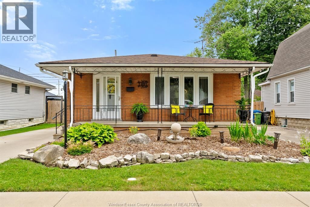 Property Photo: 1491 Ellrose ON N8Y 3X4