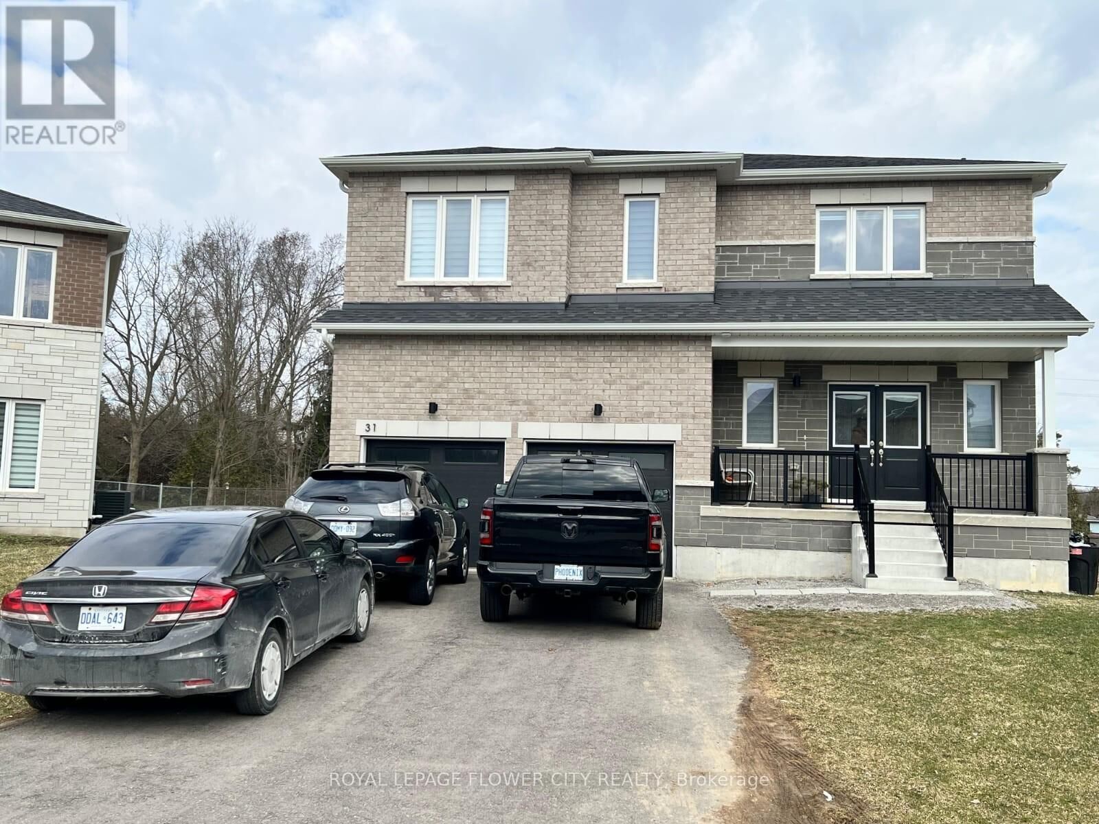 Property Photo:  31 Tulip Crescent  ON N3Y 0G9 