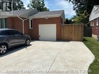 Property Photo:  3331 Maisonneuve Lower  ON N9E 1Y6 