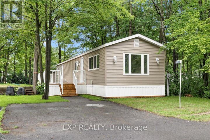 Property Photo:  1045 Vista Barrett Private  ON K4P 1C8 