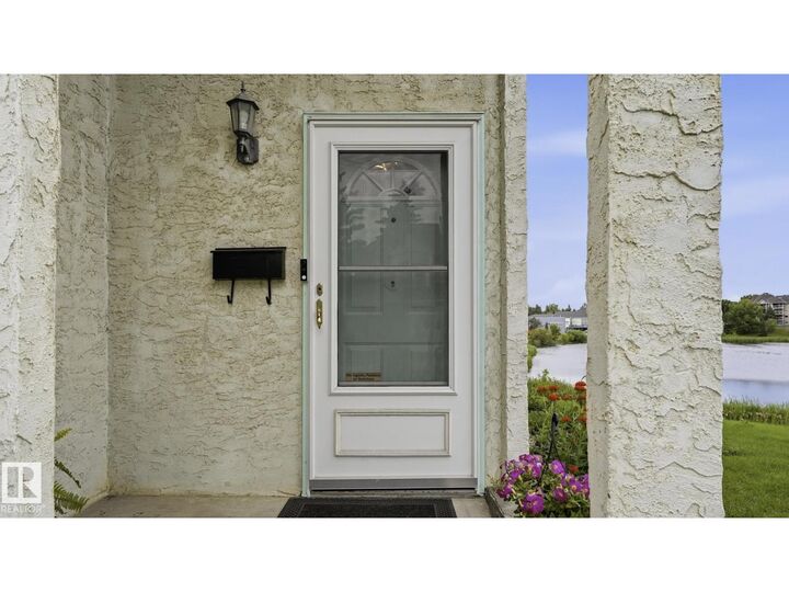 Property Photo:  #17 9505 176 St NW  AB T5T 5Z4 
