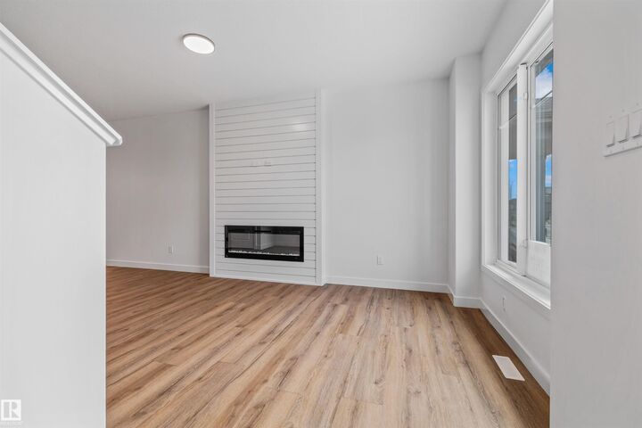 Property Photo: 62 Juniper Wynd AB T8L 2C8