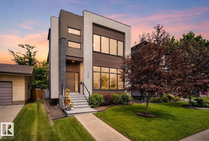 Property Photo:  143B Laurier Drive NW  AB T5R 5P9 