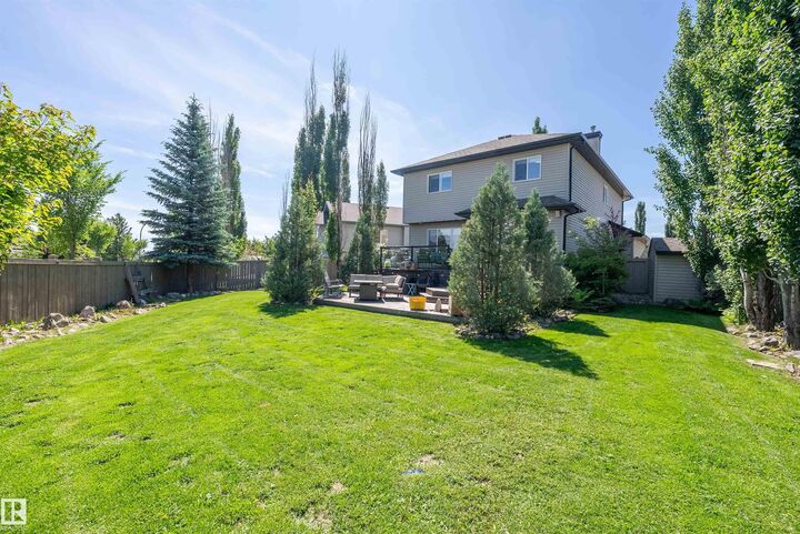 Property Photo: 12 Henderson Bay AB T7X 0C5