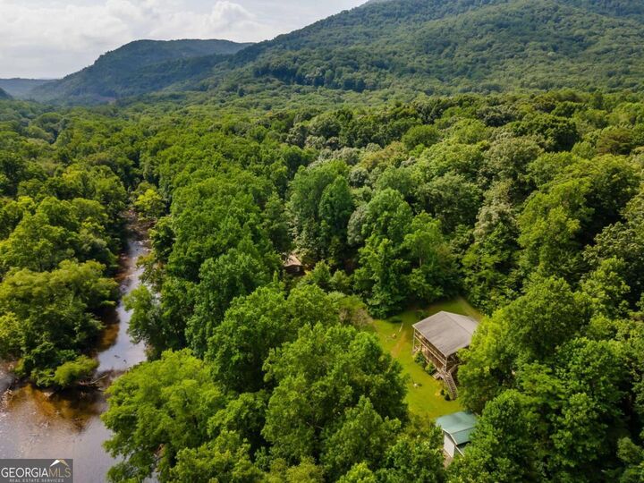 Property Photo: 5516 Highway 30 GA 30701