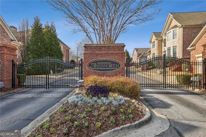 Property Photo:  1200 Dunwoody Village Drive  GA 30338 