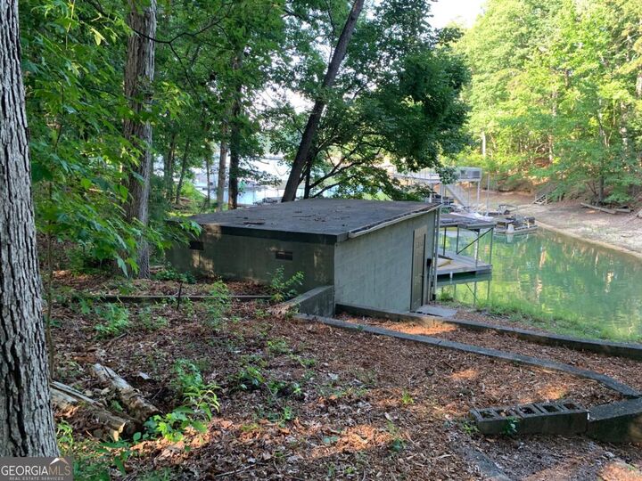 Property Photo:  6103 Lake Lanier Heights Road  GA 30518 