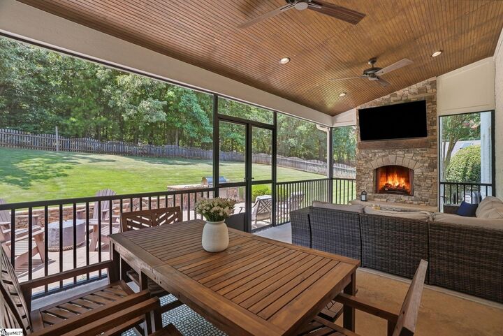 Property Photo: 3 Sunning Hill Road SC 29681