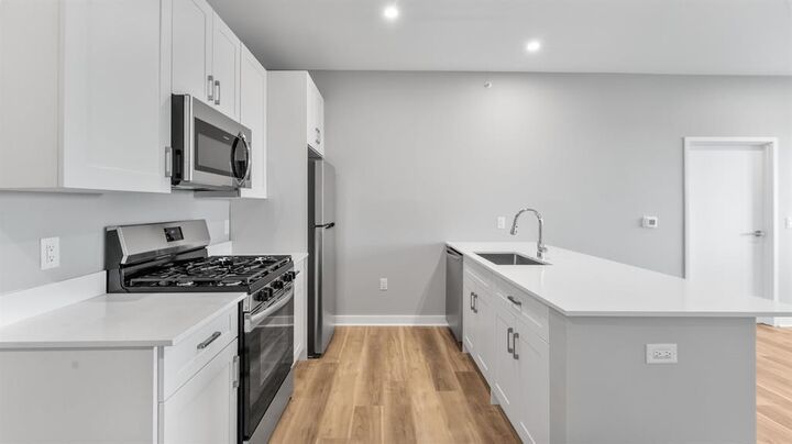 Property Photo: 475 Communipaw Ave 207 NJ 07304