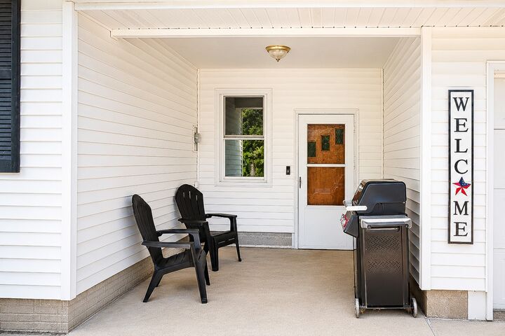Property Photo:  202 S Filmore Street  IA 50170 