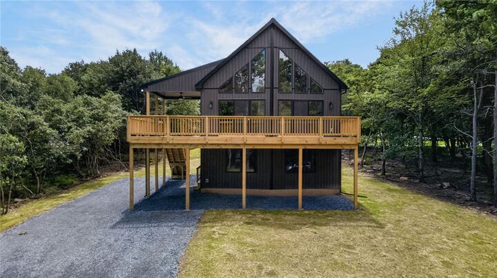 Property Photo: 545 S Old Stage Road PA 18210
