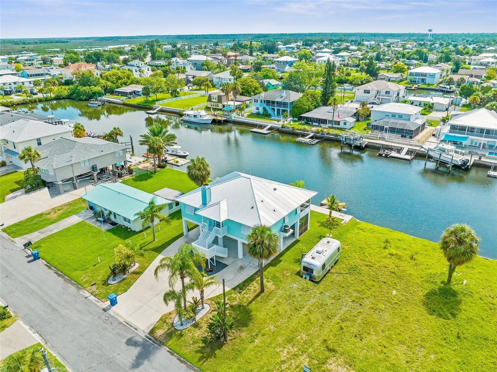 Property Photo: 4464 Jacona Drive FL 34607