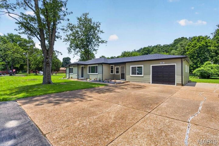 Property Photo: 1381 Pleasant Drive MO 63010