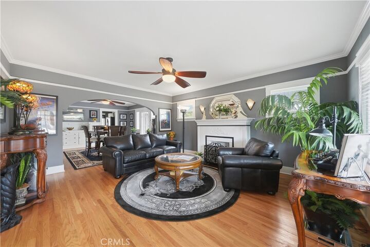 Property Photo:  292 N Waverly  CA 92866 