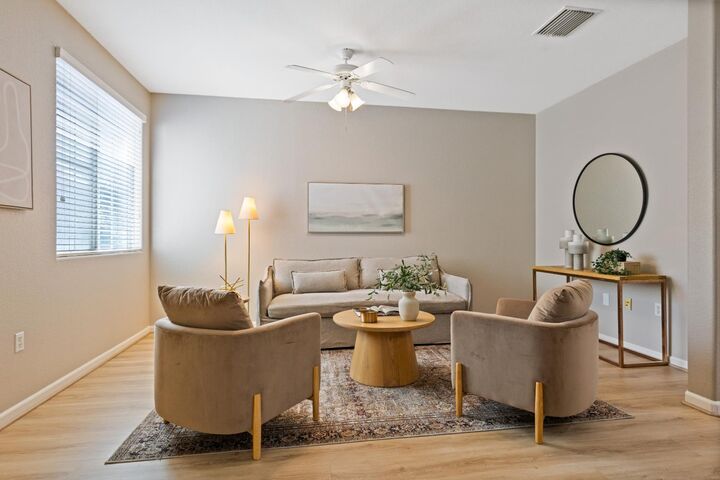 Property Photo: 1007 Dante Circle CA 95678