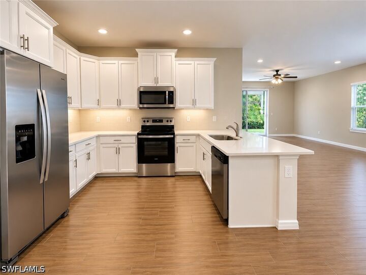 Property Photo: 1170 Tranquil Brook Drive FL 34114