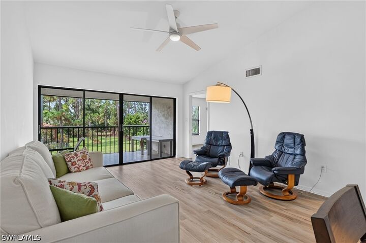 Property Photo:  909 Augusta Boulevard 7  FL 34113 