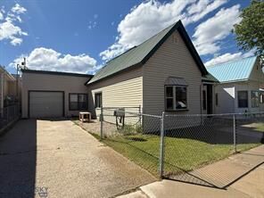 Property Photo:  616 Cedar Street  MT 59711 
